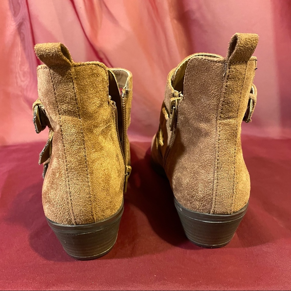 Universal Thread Kelsey Booties - image 4